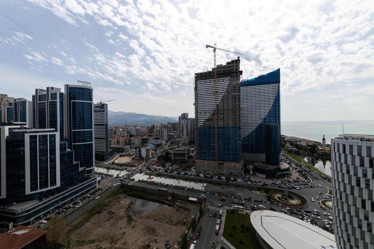 شقة Sea Breeze In باتومي المظهر الخارجي الصورة